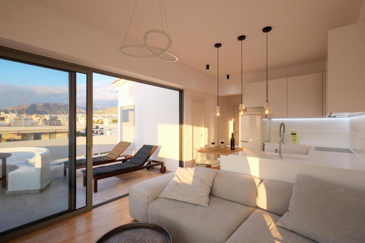 Amazing Suite At Glyfada With Sea View & Jacuzzi 雅典 外观 照片